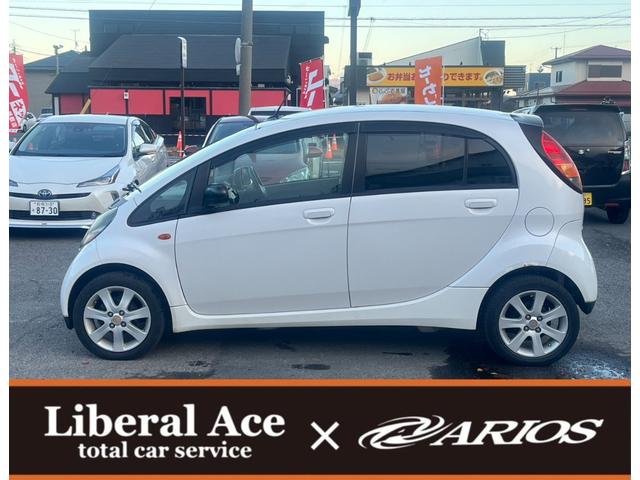 アイ Ｇ　★４ＷＤ★ナビ★ＥＴＣ★ドライブレコーダー★オートライト★シートヒーター★純正１５インチアルミホイール★カラーコードＷ１３Ａパールホワイト★キーレスエントリー★スマートキー★盗難防止システム★（6枚目）