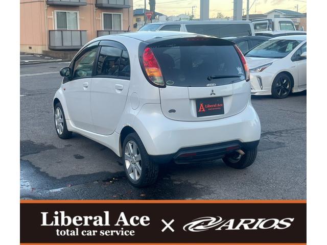 アイ Ｇ　★４ＷＤ★ナビ★ＥＴＣ★ドライブレコーダー★オートライト★シートヒーター★純正１５インチアルミホイール★カラーコードＷ１３Ａパールホワイト★キーレスエントリー★スマートキー★盗難防止システム★（10枚目）