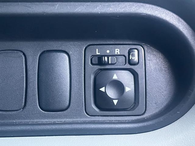 アイ Ｇ　★４ＷＤ★ナビ★ＥＴＣ★ドライブレコーダー★オートライト★シートヒーター★純正１５インチアルミホイール★カラーコードＷ１３Ａパールホワイト★キーレスエントリー★スマートキー★盗難防止システム★（34枚目）