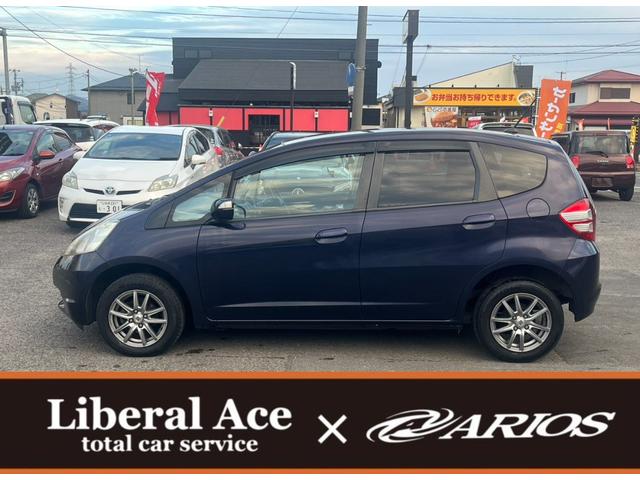 フィット Ｇ　スマートスタイルエディション　★車検令和８年９月★ナビ★テレビ★バックカメラ★ＥＴＣ★社外１４インチアルミホイール★スマートキー★エンジン型式Ｌ１３Ａ★カラーコードＰＢ８３Ｐプレミアムディープバイオレットパール★（6枚目）