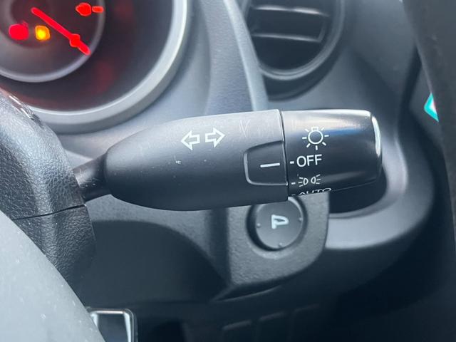 フィット Ｇ　スマートスタイルエディション　★車検令和８年９月★ナビ★テレビ★バックカメラ★ＥＴＣ★社外１４インチアルミホイール★スマートキー★エンジン型式Ｌ１３Ａ★カラーコードＰＢ８３Ｐプレミアムディープバイオレットパール★（37枚目）