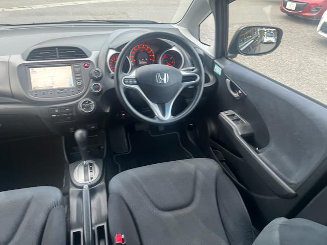 フィット Ｇ　スマートスタイルエディション　★車検令和８年９月★ナビ★テレビ★バックカメラ★ＥＴＣ★社外１４インチアルミホイール★スマートキー★エンジン型式Ｌ１３Ａ★カラーコードＰＢ８３Ｐプレミアムディープバイオレットパール★（47枚目）