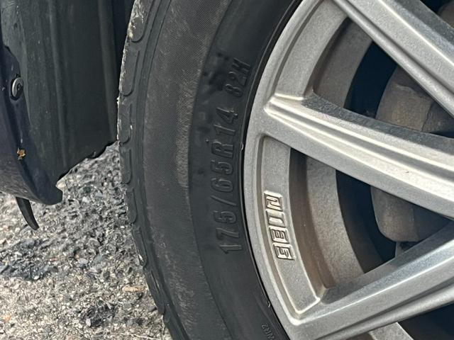 フィット Ｇ　スマートスタイルエディション　★車検令和８年９月★ナビ★テレビ★バックカメラ★ＥＴＣ★社外１４インチアルミホイール★スマートキー★エンジン型式Ｌ１３Ａ★カラーコードＰＢ８３Ｐプレミアムディープバイオレットパール★（56枚目）