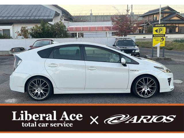 プリウス Ｓツーリングセレクション・Ｇ’ｓ　★車検令和９年４月★ナビ★テレビ★バックカメラ★ＥＴＣ★寒冷地仕様★ＨＩＤヘッドライト★アイドリングストップ★ＲＡＹＳ１９インチアルミホイール★サイドカーテンエアバック★横滑り防止システム★（5枚目）