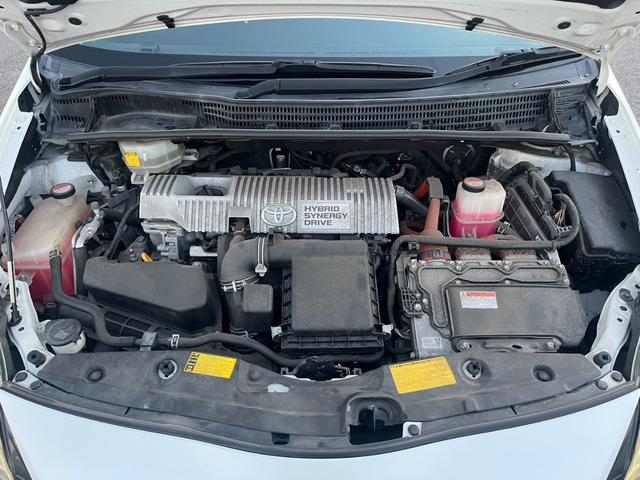 プリウス Ｓツーリングセレクション・Ｇ’ｓ　★車検令和９年４月★ナビ★テレビ★バックカメラ★ＥＴＣ★寒冷地仕様★ＨＩＤヘッドライト★アイドリングストップ★ＲＡＹＳ１９インチアルミホイール★サイドカーテンエアバック★横滑り防止システム★（22枚目）