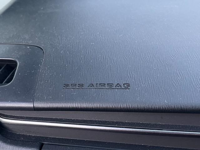 プリウス Ｓツーリングセレクション・Ｇ’ｓ　★車検令和９年４月★ナビ★テレビ★バックカメラ★ＥＴＣ★寒冷地仕様★ＨＩＤヘッドライト★アイドリングストップ★ＲＡＹＳ１９インチアルミホイール★サイドカーテンエアバック★横滑り防止システム★（43枚目）