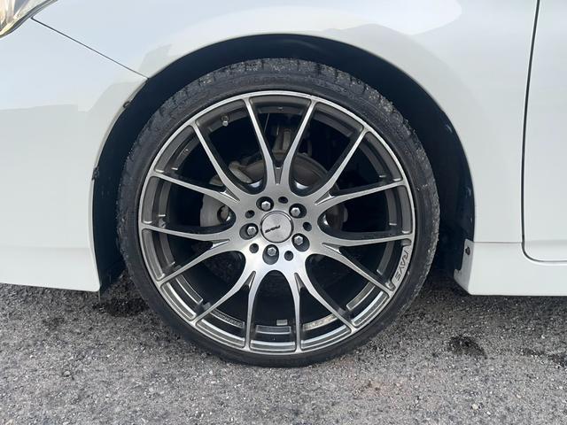 プリウス Ｓツーリングセレクション・Ｇ’ｓ　★車検令和９年４月★ナビ★テレビ★バックカメラ★ＥＴＣ★寒冷地仕様★ＨＩＤヘッドライト★アイドリングストップ★ＲＡＹＳ１９インチアルミホイール★サイドカーテンエアバック★横滑り防止システム★（60枚目）