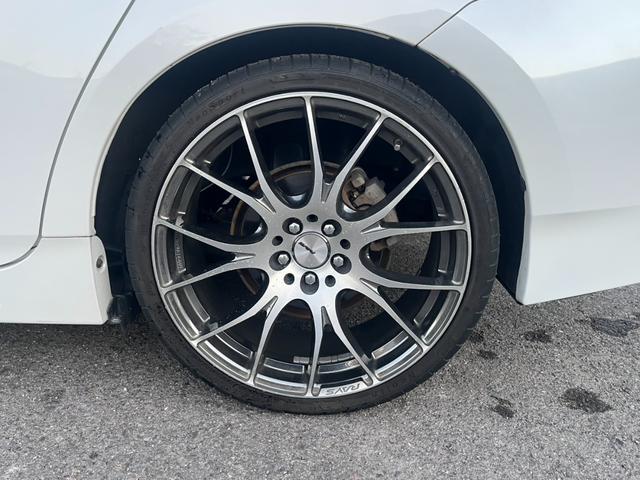 プリウス Ｓツーリングセレクション・Ｇ’ｓ　★車検令和９年４月★ナビ★テレビ★バックカメラ★ＥＴＣ★寒冷地仕様★ＨＩＤヘッドライト★アイドリングストップ★ＲＡＹＳ１９インチアルミホイール★サイドカーテンエアバック★横滑り防止システム★（61枚目）