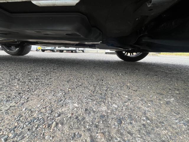 ヤリスクロス ハイブリッドG ★4WD★アラウンドビューモニター★ETC★クルーズコントロール★パノラミックビュー★LEDヘッドライト★純正ディスプレーオーディオ★電動式パーキングブレーキ★アップグレード純正アルミ★(15枚目)