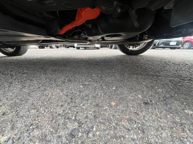 ヤリスクロス ハイブリッドG ★4WD★アラウンドビューモニター★ETC★クルーズコントロール★パノラミックビュー★LEDヘッドライト★純正ディスプレーオーディオ★電動式パーキングブレーキ★アップグレード純正アルミ★(20枚目)