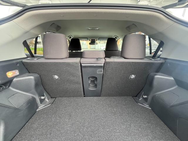 ヤリスクロス ハイブリッドG ★4WD★アラウンドビューモニター★ETC★クルーズコントロール★パノラミックビュー★LEDヘッドライト★純正ディスプレーオーディオ★電動式パーキングブレーキ★アップグレード純正アルミ★(25枚目)