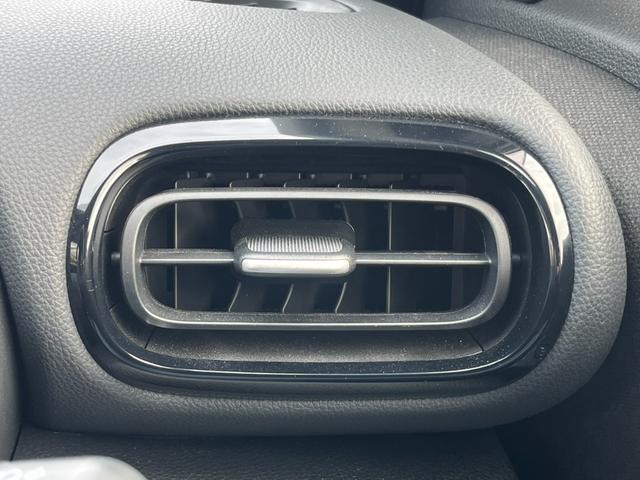 ヤリスクロス ハイブリッドG ★4WD★アラウンドビューモニター★ETC★クルーズコントロール★パノラミックビュー★LEDヘッドライト★純正ディスプレーオーディオ★電動式パーキングブレーキ★アップグレード純正アルミ★(30枚目)