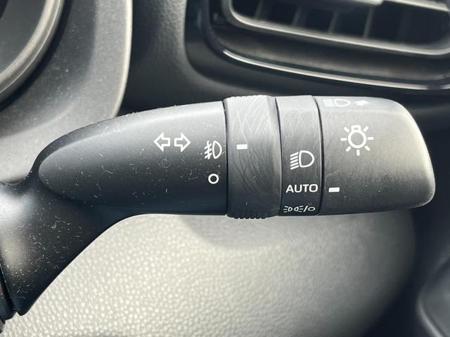 ヤリスクロス ハイブリッドG ★4WD★アラウンドビューモニター★ETC★クルーズコントロール★パノラミックビュー★LEDヘッドライト★純正ディスプレーオーディオ★電動式パーキングブレーキ★アップグレード純正アルミ★(39枚目)