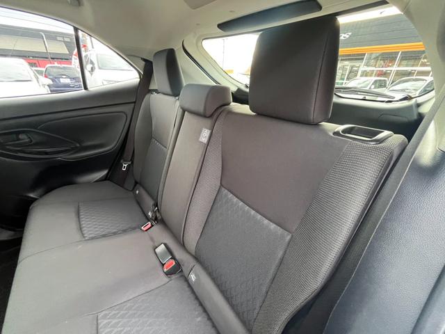 ヤリスクロス ハイブリッドG ★4WD★アラウンドビューモニター★ETC★クルーズコントロール★パノラミックビュー★LEDヘッドライト★純正ディスプレーオーディオ★電動式パーキングブレーキ★アップグレード純正アルミ★(60枚目)