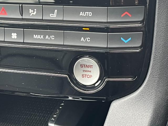 Ｆペイス プレステージ　★ターボ★４ＷＤ★ナビ★テレビ★バックカメラ★アラウンドビューモニター★アイドリングストップ★クルーズコントロール★メモリーシート★車線逸脱防止システム★パークアシスト★電動式パーキングブレーキ★（33枚目）