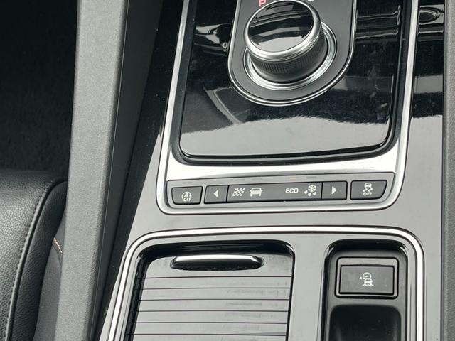 Ｆペイス プレステージ　★ターボ★４ＷＤ★ナビ★テレビ★バックカメラ★アラウンドビューモニター★アイドリングストップ★クルーズコントロール★メモリーシート★車線逸脱防止システム★パークアシスト★電動式パーキングブレーキ★（39枚目）