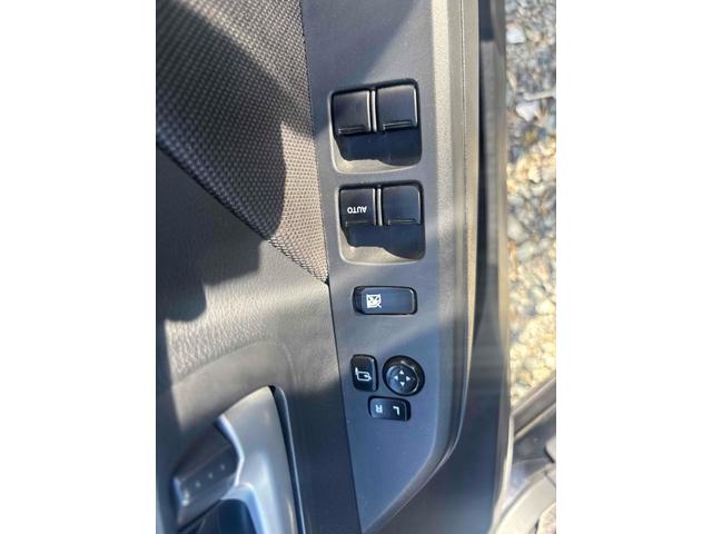ワゴンＲ ＦＸリミテッド　４ＷＤ　スマートキー　アイドリングストップ　電動格納ミラー　シートヒーター　ベンチシート　ＣＶＴ　盗難防止システム　ＡＢＳ　ＣＤ　ミュージックプレイヤー接続可　アルミホイール　衝突安全ボディ　エアコン（26枚目）