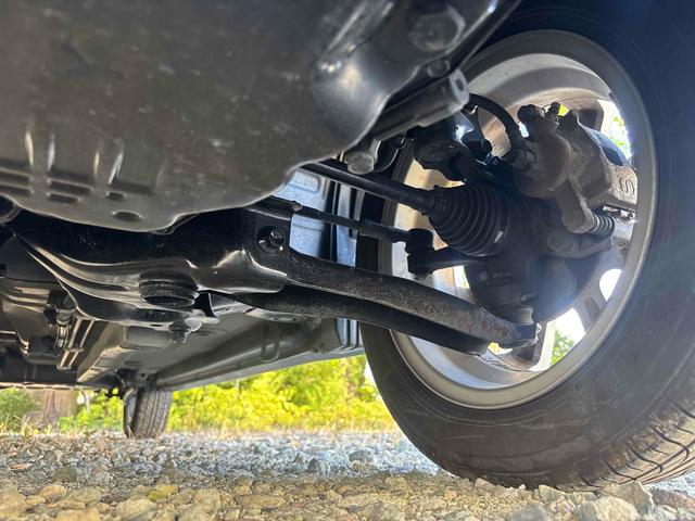 ワゴンＲ ＦＸリミテッド　４ＷＤ　スマートキー　アイドリングストップ　電動格納ミラー　シートヒーター　ベンチシート　ＣＶＴ　盗難防止システム　ＡＢＳ　ＣＤ　ミュージックプレイヤー接続可　アルミホイール　衝突安全ボディ　エアコン（31枚目）