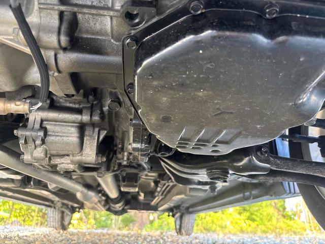 ワゴンＲ ＦＸリミテッド　４ＷＤ　スマートキー　アイドリングストップ　電動格納ミラー　シートヒーター　ベンチシート　ＣＶＴ　盗難防止システム　ＡＢＳ　ＣＤ　ミュージックプレイヤー接続可　アルミホイール　衝突安全ボディ　エアコン（35枚目）