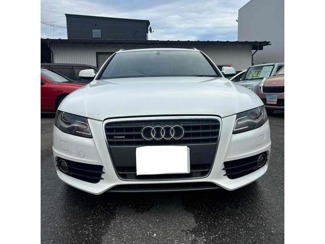 Ａ４アバント ２．０ＴＦＳＩクワトロ　４ＷＤ　ターボ　ＴＶ　クリアランスソナー　ＨＩＤ　パワーシート　スマートキー　電動格納ミラー　７速ＡＴ　２２５／５０Ｒ１７アルミホイル　ＡＢＳ　ＣＤ　エアコン　パワーステアリング　パワーウィンドウ（3枚目）