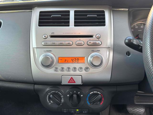セルボ ＧリミテッドＩＩ　スマートキー　電動格納ミラー　ＡＴ　盗難防止システム　ＣＤ　アルミホイール　衝突安全ボディ　エアコン　パワーステアリング　パワーウィンドウ　運転席エアバッグ（12枚目）