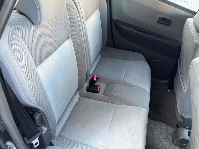 セルボ ＧリミテッドＩＩ　スマートキー　電動格納ミラー　ＡＴ　盗難防止システム　ＣＤ　アルミホイール　衝突安全ボディ　エアコン　パワーステアリング　パワーウィンドウ　運転席エアバッグ（23枚目）
