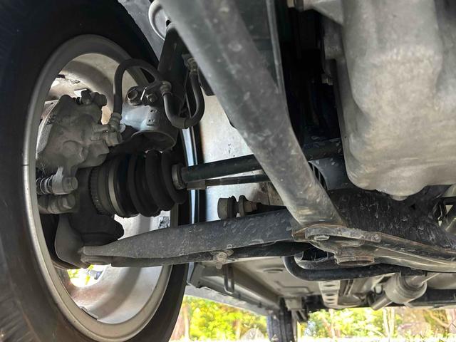 セルボ ＧリミテッドＩＩ　スマートキー　電動格納ミラー　ＡＴ　盗難防止システム　ＣＤ　アルミホイール　衝突安全ボディ　エアコン　パワーステアリング　パワーウィンドウ　運転席エアバッグ（31枚目）
