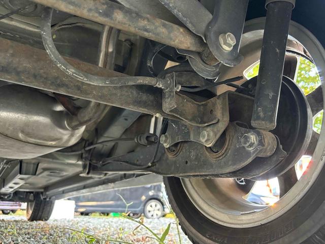 セルボ ＧリミテッドＩＩ　スマートキー　電動格納ミラー　ＡＴ　盗難防止システム　ＣＤ　アルミホイール　衝突安全ボディ　エアコン　パワーステアリング　パワーウィンドウ　運転席エアバッグ（32枚目）