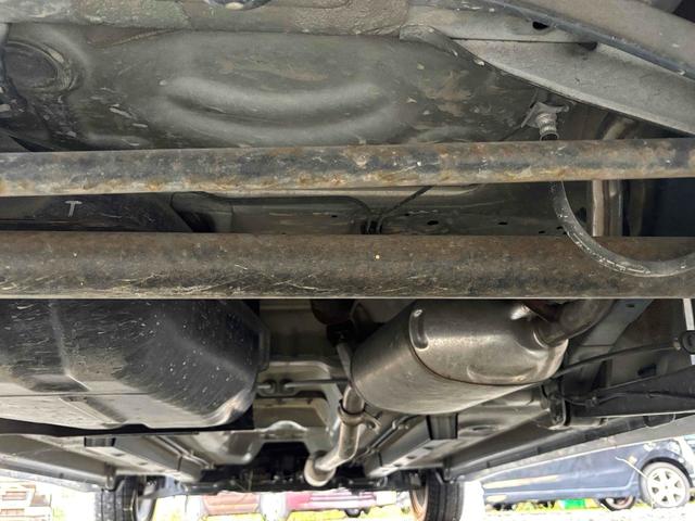セルボ ＧリミテッドＩＩ　スマートキー　電動格納ミラー　ＡＴ　盗難防止システム　ＣＤ　アルミホイール　衝突安全ボディ　エアコン　パワーステアリング　パワーウィンドウ　運転席エアバッグ（35枚目）