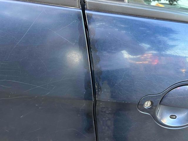 セルボ ＧリミテッドＩＩ　スマートキー　電動格納ミラー　ＡＴ　盗難防止システム　ＣＤ　アルミホイール　衝突安全ボディ　エアコン　パワーステアリング　パワーウィンドウ　運転席エアバッグ（38枚目）