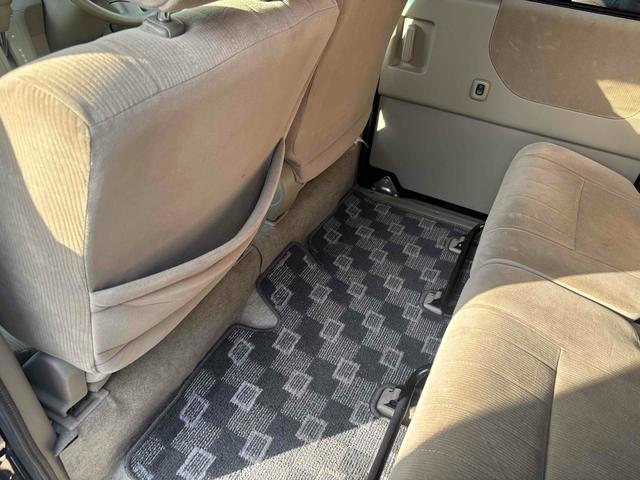 アトレーワゴン カスタムターボＲＳリミテッド　４ＷＤ　バックカメラ　両側スライド・片側電動　ナビ　ＴＶ　ＨＩＤ　キーレスエントリー　電動格納ミラー　ベンチシート　ＡＴ　盗難防止システム　ＡＢＳ　ＣＤ　ＤＶＤ再生　ミュージックプレイヤー接続可（22枚目）