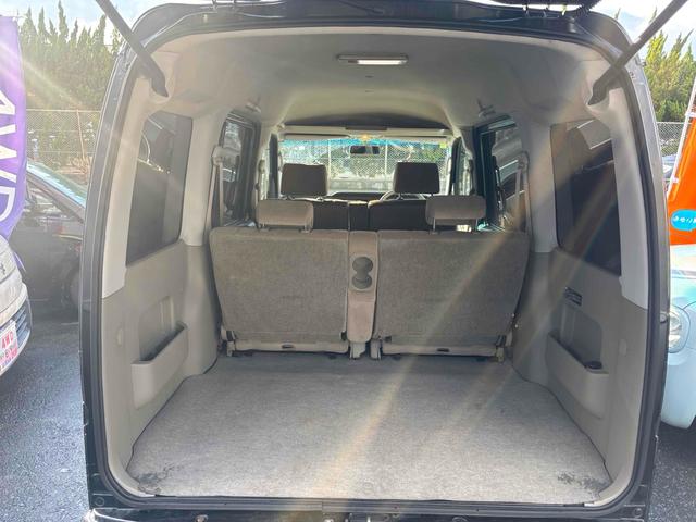 アトレーワゴン カスタムターボＲＳリミテッド　４ＷＤ　バックカメラ　両側スライド・片側電動　ナビ　ＴＶ　ＨＩＤ　キーレスエントリー　電動格納ミラー　ベンチシート　ＡＴ　盗難防止システム　ＡＢＳ　ＣＤ　ＤＶＤ再生　ミュージックプレイヤー接続可（24枚目）