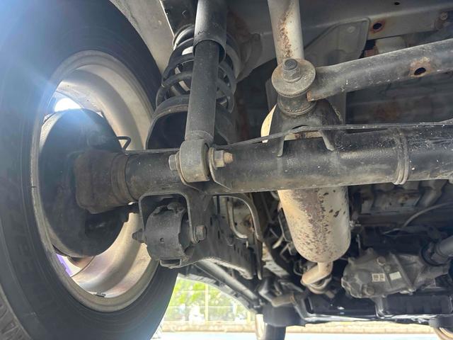 アトレーワゴン カスタムターボＲＳリミテッド　４ＷＤ　バックカメラ　両側スライド・片側電動　ナビ　ＴＶ　ＨＩＤ　キーレスエントリー　電動格納ミラー　ベンチシート　ＡＴ　盗難防止システム　ＡＢＳ　ＣＤ　ＤＶＤ再生　ミュージックプレイヤー接続可（38枚目）