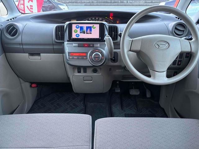 タント Ｘ　４ＷＤ　電動スライドドア　ナビ　ＴＶ　バックカメラ　スマートキー　ベンチシート　ＣＶＴ　ＡＢＳ　ＤＶＤ　ＣＤ　ＵＳＢ　アルミホイール　スタッドレス装着　エアコン（2枚目）