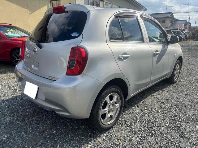 マーチ Ｘ　ＦＯＵＲ　Ｖセレクション　４ＷＤ　バックカメラ　アルミホイール　スマートキー　電動格納ミラー　ＣＶＴ　盗難防止システム　衝突安全ボディ　ＡＢＳ　Ｂｌｕｅｔｏｏｔｈ　エアコン　パワーステアリング　パワーウィンドウ（5枚目）