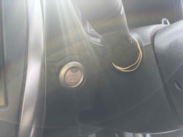 マーチ Ｘ　ＦＯＵＲ　Ｖセレクション　４ＷＤ　バックカメラ　アルミホイール　スマートキー　電動格納ミラー　ＣＶＴ　盗難防止システム　衝突安全ボディ　ＡＢＳ　Ｂｌｕｅｔｏｏｔｈ　エアコン　パワーステアリング　パワーウィンドウ（12枚目）