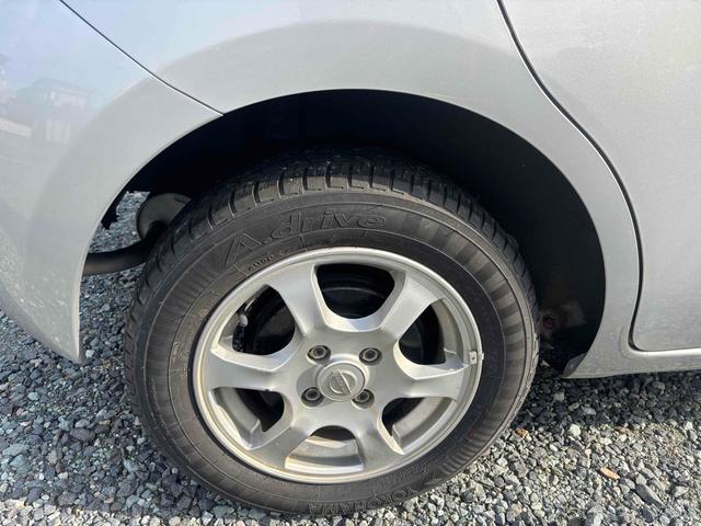 マーチ Ｘ　ＦＯＵＲ　Ｖセレクション　４ＷＤ　バックカメラ　アルミホイール　スマートキー　電動格納ミラー　ＣＶＴ　盗難防止システム　衝突安全ボディ　ＡＢＳ　Ｂｌｕｅｔｏｏｔｈ　エアコン　パワーステアリング　パワーウィンドウ（25枚目）