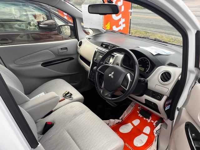 ｅＫワゴン 　バックカメラ　スマートキー　アイドリングストップ　電動格納ミラー　シートヒーター　ベンチシート　ＣＶＴ　ＣＤ　ミュージックプレイヤー接続可　アルミホイール　エアコン　パワーウィンドウ（10枚目）
