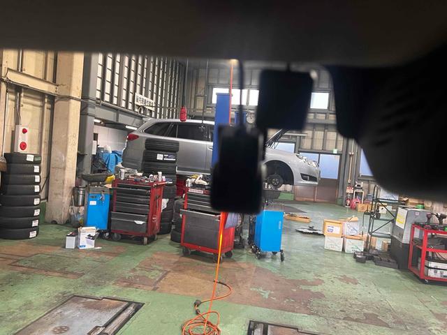 エブリイワゴン 　４ＷＤ　ドライブレコーダー　ＥＴＣ　バックカメラ　両側電動スライドドア　ＴＶ　クリアランスソナー　レーンアシスト　衝突被害軽減システム　オートライト　スマートキー　アイドリングストップ　電動格納ミラー（6枚目）