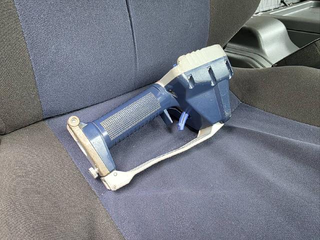 ファイター ベースグレード　トラック　ＭＴ　後輪ダブル　バックカメラ　キーレスエントリー　エアコン　運転席エアバッグ（31枚目）