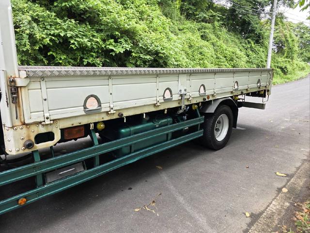 ファイター ベースグレード　トラック　ＭＴ　後輪ダブル　バックカメラ　キーレスエントリー　エアコン　運転席エアバッグ（45枚目）