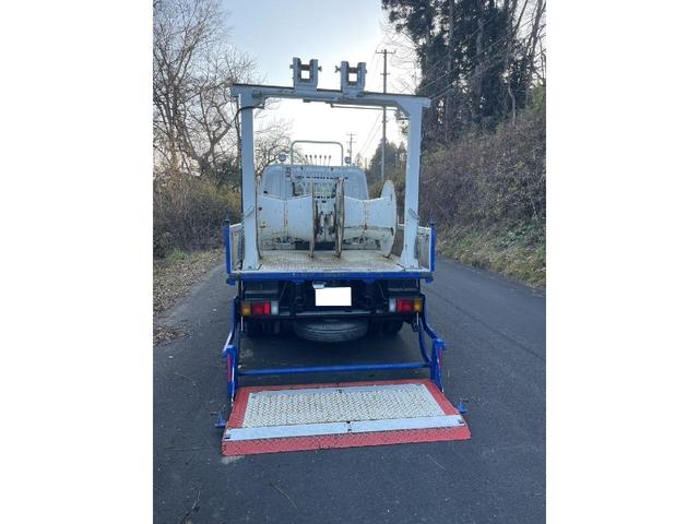 エルフトラック MT 後輪ダブル ドライブレコーダー ETC バックカメラ 電動格納ミラー エアコン パワーウィンドウ 運転席エアバッグ(10枚目)