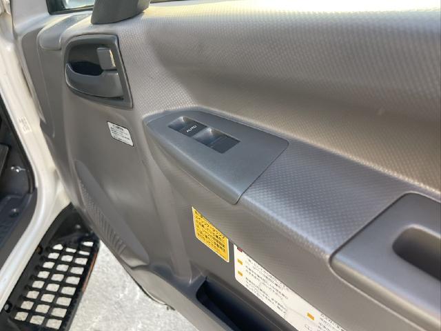 エルフトラック MT 後輪ダブル ドライブレコーダー ETC バックカメラ 電動格納ミラー エアコン パワーウィンドウ 運転席エアバッグ(75枚目)