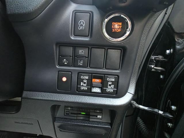 ヴォクシー ZS 煌 ETC TV レーンアシスト 衝突被害軽減システム 両側電動スライドドア オートマチックハイビーム LEDヘッドランプ スマートキー アイドリングストップ 後席モニター 3列シート CVT(6枚目)