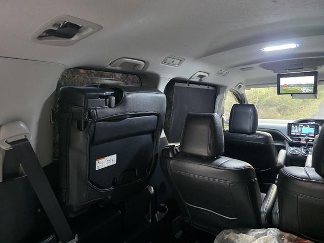 ヴォクシー ZS 煌 ETC TV レーンアシスト 衝突被害軽減システム 両側電動スライドドア オートマチックハイビーム LEDヘッドランプ スマートキー アイドリングストップ 後席モニター 3列シート CVT(11枚目)