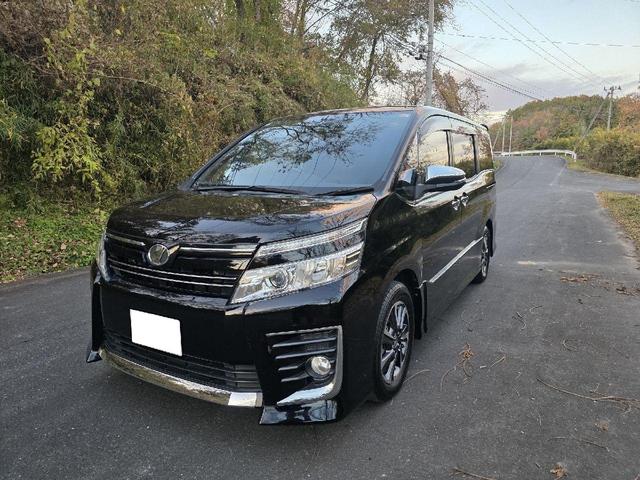 ヴォクシー ZS 煌 ETC TV レーンアシスト 衝突被害軽減システム 両側電動スライドドア オートマチックハイビーム LEDヘッドランプ スマートキー アイドリングストップ 後席モニター 3列シート CVT(12枚目)