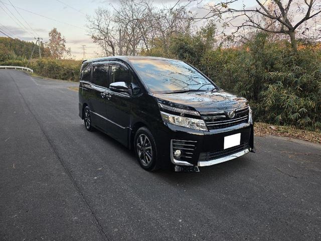 ヴォクシー ZS 煌 ETC TV レーンアシスト 衝突被害軽減システム 両側電動スライドドア オートマチックハイビーム LEDヘッドランプ スマートキー アイドリングストップ 後席モニター 3列シート CVT(38枚目)