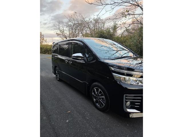 ヴォクシー ZS 煌 ETC TV レーンアシスト 衝突被害軽減システム 両側電動スライドドア オートマチックハイビーム LEDヘッドランプ スマートキー アイドリングストップ 後席モニター 3列シート CVT(59枚目)