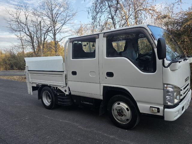 エルフトラック 　Ｗキャブ　トラック　４ＷＤ　垂直ゲート　最大積載量１４５０ｋｇ　５速マニュアル　６人乗り　キーレスエントリー　エアコン　パワーウィンドウ　運転席エアバッグ（21枚目）