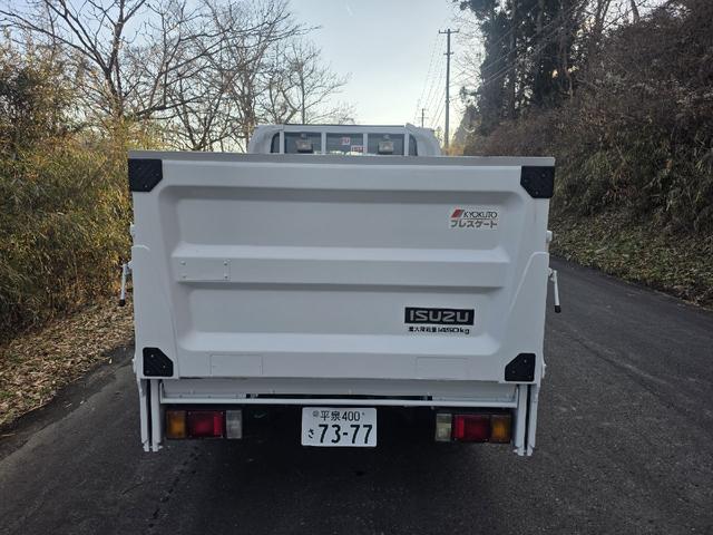 エルフトラック 　Ｗキャブ　トラック　４ＷＤ　垂直ゲート　最大積載量１４５０ｋｇ　５速マニュアル　６人乗り　キーレスエントリー　エアコン　パワーウィンドウ　運転席エアバッグ（61枚目）